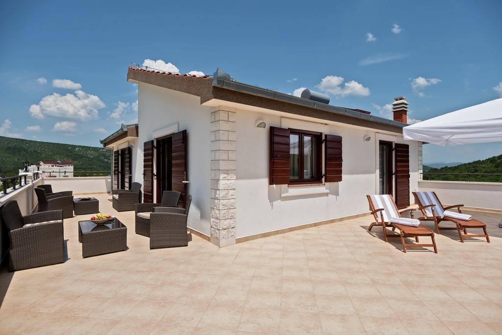 Villa Vinea Prapatnica Exterior foto